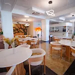 Almar Luxury Năvodari