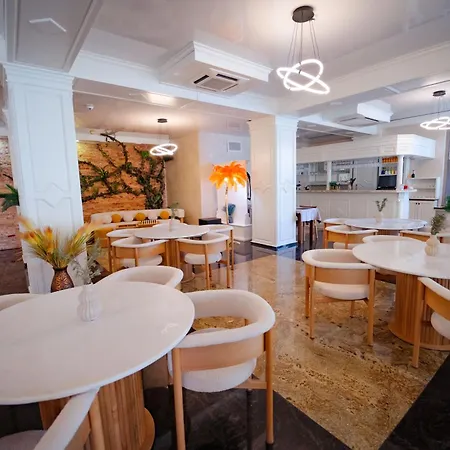 Almar Luxury Năvodari