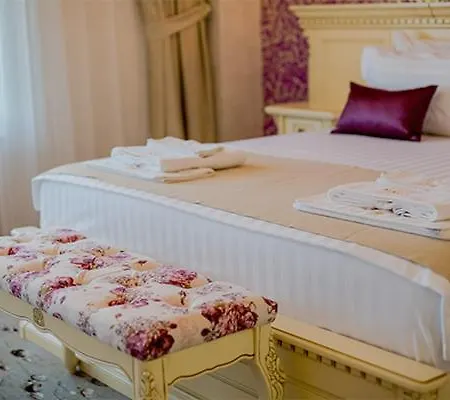 מלון Almar Luxury 4*