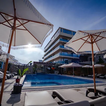 Almar Luxury