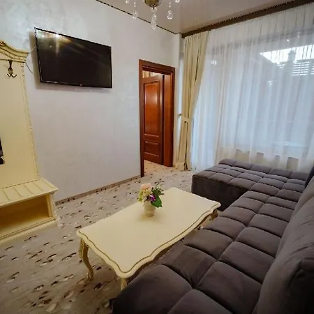 Almar Luxury