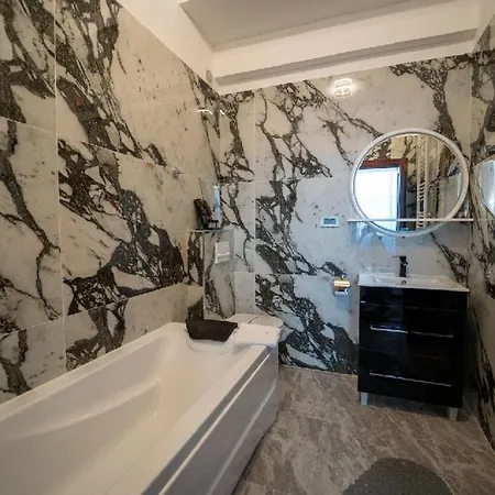 Almar Luxury 4*